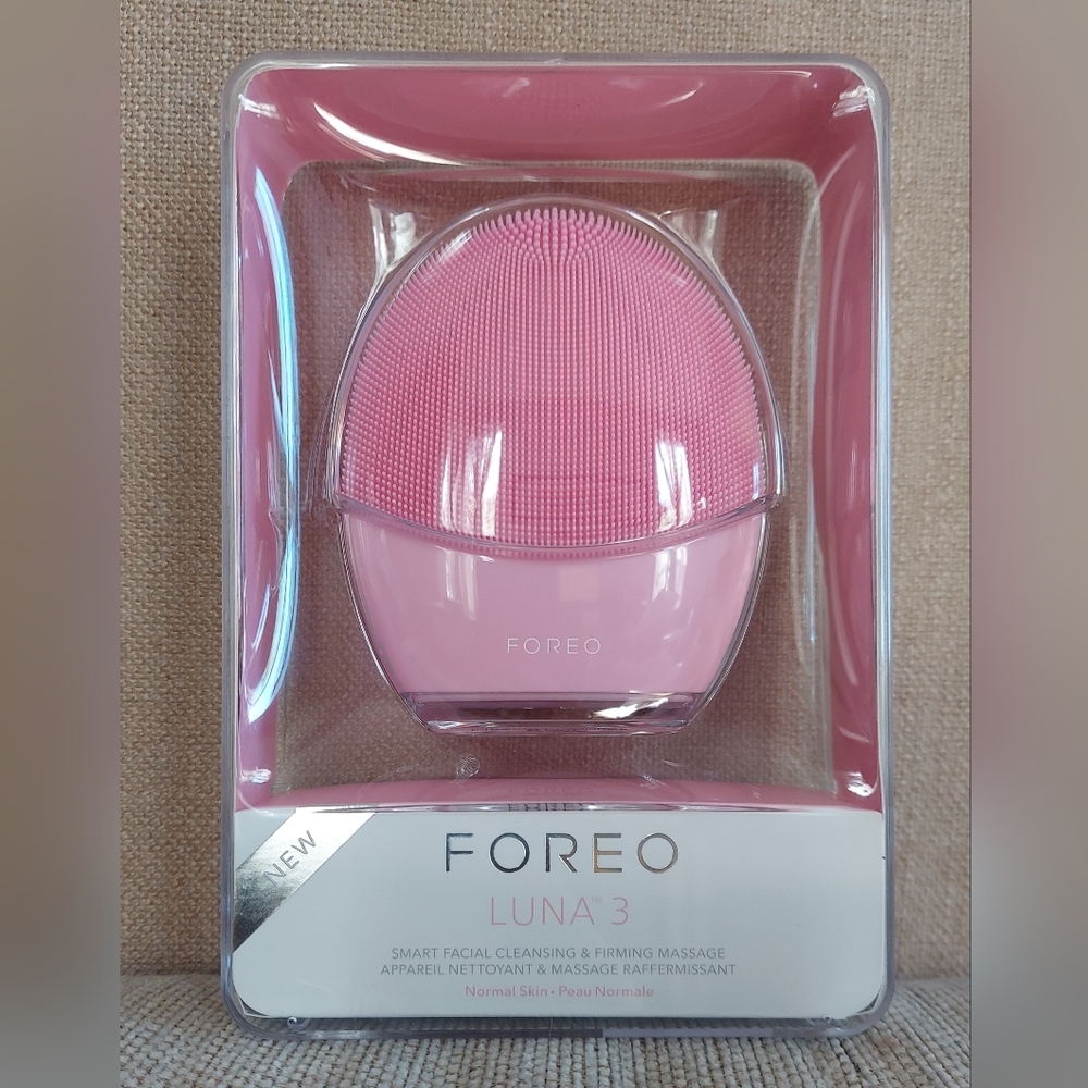FOREO LUNA™ 3 NORMAL SKIN Facial Cleansing & Firming Massage Device - NEW/SEALED